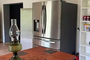 810 Pine Valley Loop, Smithville, TX 78957 - Photo 11