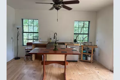 810 Pine Valley Loop, Smithville, TX 78957 - Photo 9