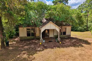 810 Pine Valley Loop, Smithville, TX 78957 - Photo 5