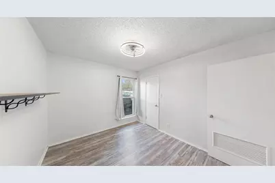 2401 Manor Road #123, Austin, TX 78722 - Photo 13