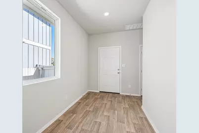 154 Daylily Drive, Elgin, TX 78621 - Photo 7