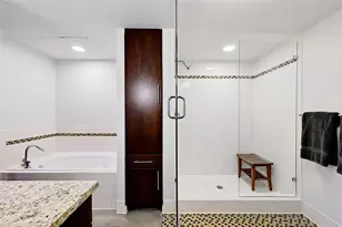 800 Brazos St, Austin, TX 78701 - Photo 17