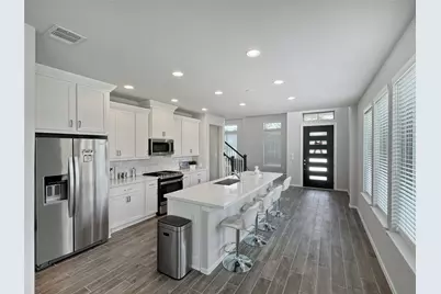 936 Azul Lagoon Drive, Leander, TX 78641 - Photo 3