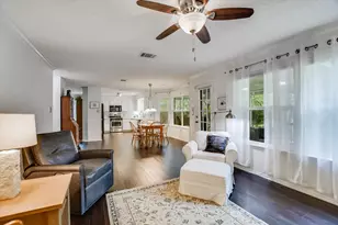 13216 Humphrey Dr, Austin, TX 78729 - Photo 11