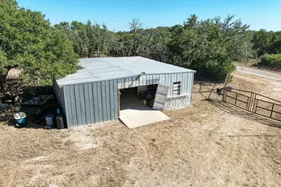 2812 County Road 205, Lampasas, TX 76550 - Photo 35