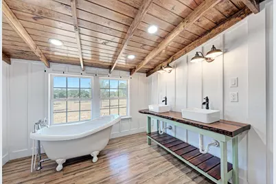 2812 County Road 205, Lampasas, TX 76550 - Photo 13