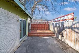 5801 Wellington Dr, Austin, TX 78723 - Photo 11
