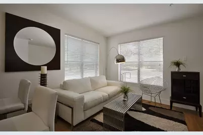 711 W 32nd Street #108, Austin, TX 78705 - Photo 9