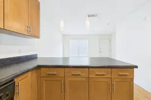 711 W 32nd St, Austin, TX 78705 - Photo 9