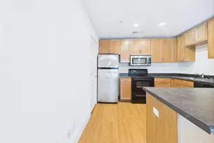 711 W 32nd St, Austin, TX 78705 - Photo 7