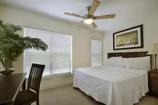 711 W 32nd St, Austin, TX 78705 - Photo 25