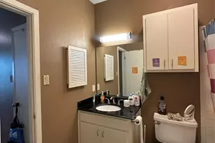 106 E 30th St, Austin, TX 78705 - Photo 9