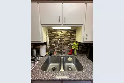 106 E 30th Street #203, Austin, TX 78705 - Photo 17