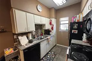 106 E 30th St, Austin, TX 78705 - Photo 7