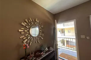 106 E 30th St, Austin, TX 78705 - Photo 33