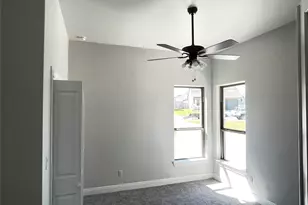 104 Creek Point Dr, Georgetown, TX 78628 - Photo 5