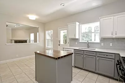 2007 Horizon Park Boulevard, Leander, TX 78641 - Photo 13