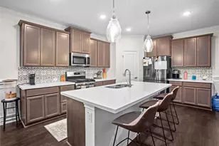 109 Adeline Rd, Hutto, TX 78634 - Photo 15