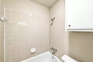 2706 Salado St, Austin, TX 78705 - Photo 19