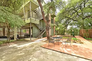 2706 Salado St, Austin, TX 78705 - Photo 21