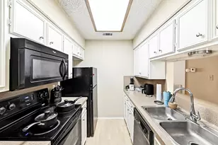 2706 Salado St, Austin, TX 78705 - Photo 7