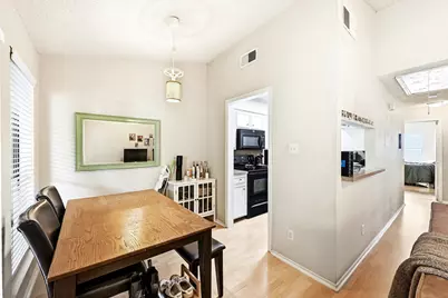 2706 Salado Street #305, Austin, TX 78705 - Photo 5