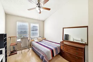 2706 Salado St, Austin, TX 78705 - Photo 17