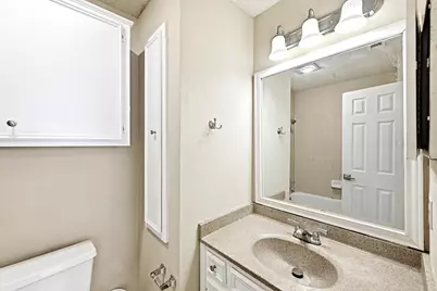 2706 Salado Street #305, Austin, TX 78705 - Photo 19