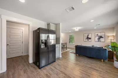 201 Trellis Boulevard, Leander, TX 78641 - Photo 11