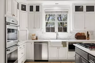 7228 Oak Shores Dr, Austin, TX 78730 - Photo 11