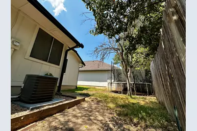 14231 Anita Marie Lane, Austin, TX 78728 - Photo 7