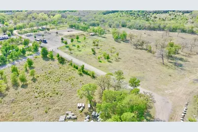 9024 Lockwood Springs Road, Manor, TX 78653 - Photo 23