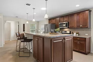 308 Holiday Creek Ln, Georgetown, TX 78633 - Photo 11