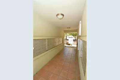 7701 Rialto Boulevard #124, Austin, TX 78735 - Photo 17