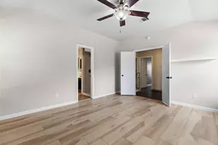 17842 Park Valley Dr, Round Rock, TX 78681 - Photo 19