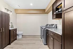 17842 Park Valley Dr, Round Rock, TX 78681 - Photo 31