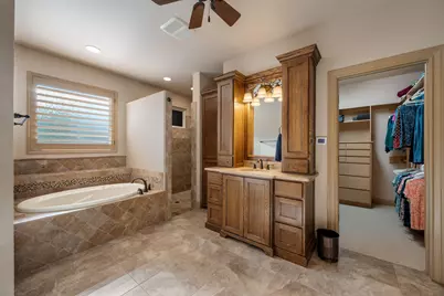 204 Overlook Court, Georgetown, TX 78628 - Photo 17