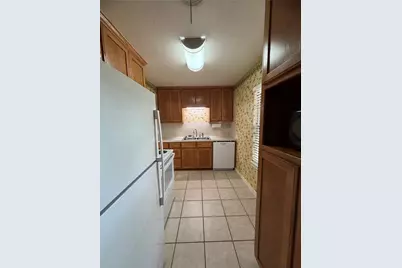 319 Charles Street, Rockdale, TX 76567 - Photo 11