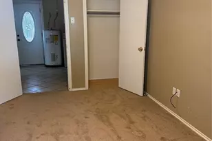 319 Charles St, Rockdale, TX 76567 - Photo 13