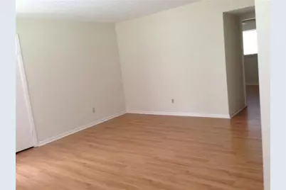 706 W 34th Street #102, Austin, TX 78705 - Photo 5