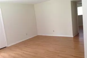 706 W 34th St, Austin, TX 78705 - Photo 5