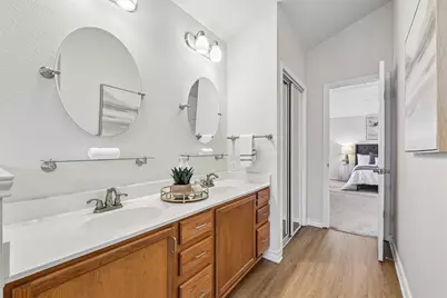 7017 Tesoro Trail, Austin, TX 78729 - Photo 15
