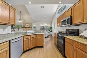 7017 Tesoro Trail, Austin, TX 78729 - Photo 9