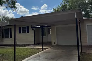 509 Whitehead St, Smithville, TX 78957 - Photo 25