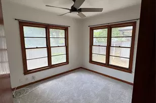 509 Whitehead St, Smithville, TX 78957 - Photo 11