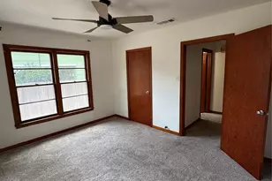 509 Whitehead St, Smithville, TX 78957 - Photo 15