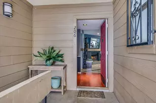 1135 Barton Hills Dr, Austin, TX 78704 - Photo 3