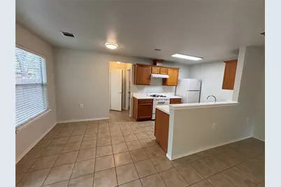 5504 Steven Creek Way, Austin, TX 78721 - Photo 5