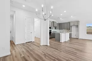 112 Big Pne Crk Ln, Bastrop, TX 78602 - Photo 7