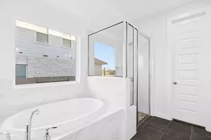 112 Big Pne Crk Ln, Bastrop, TX 78602 - Photo 17